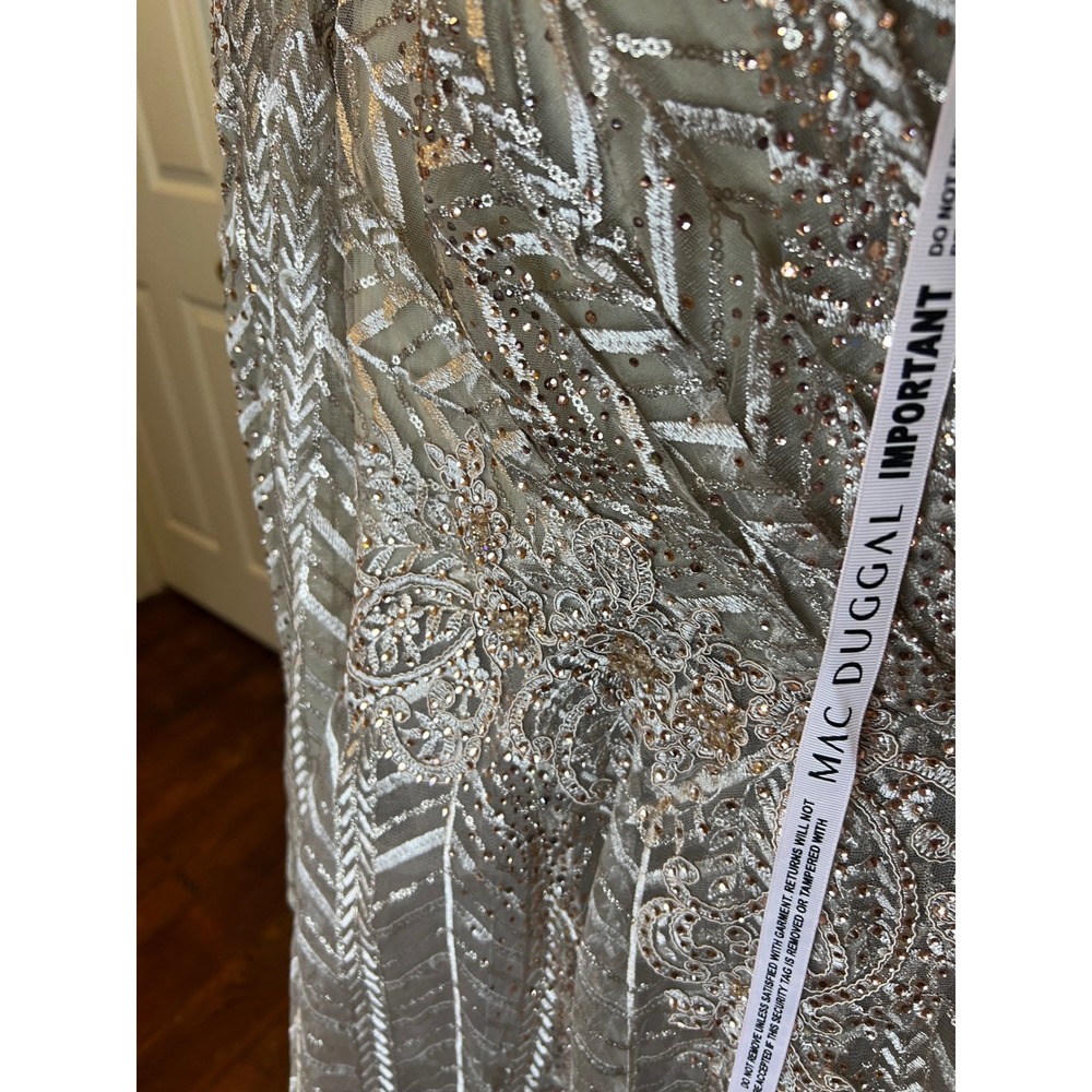 Mac Duggal Chevron Sequin Lace Long Sleeve Gown Taupe Gold Formal A Line size 16 - Picture 11 of 16
